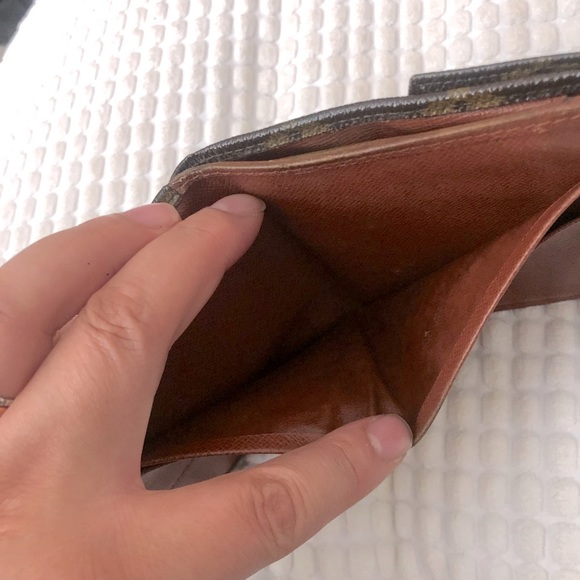 Louis Vuitton Dual Sided Snap Compact Wallet Brown Monogram - Picture 7 of 12